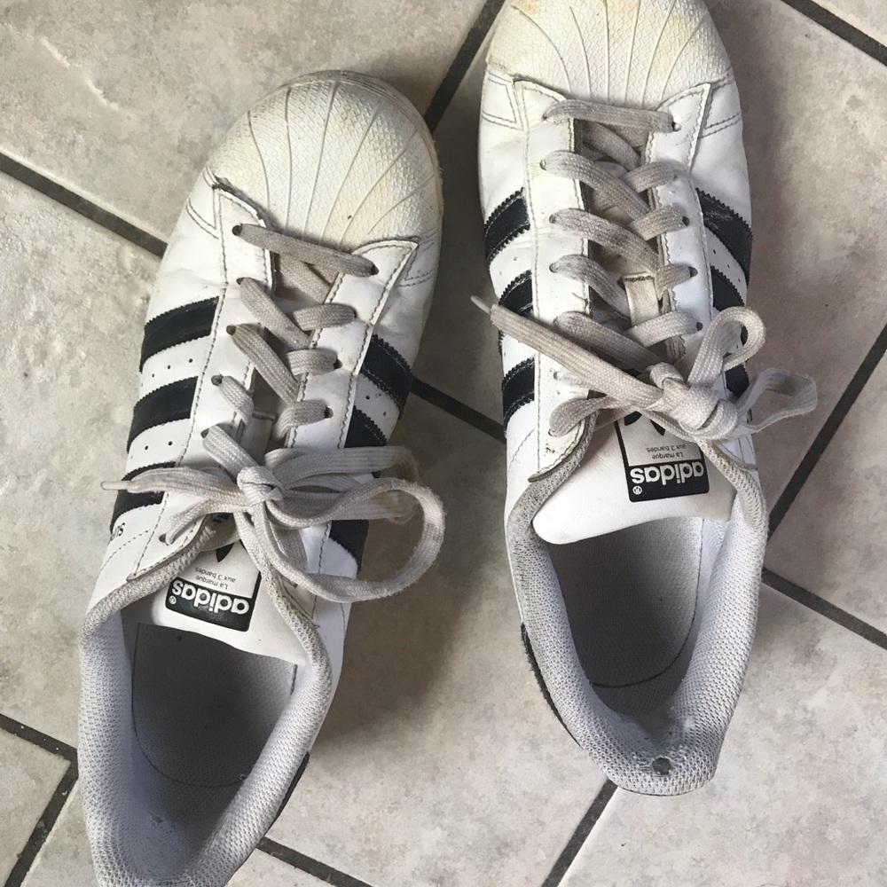 Adidas Superstar Sneakers